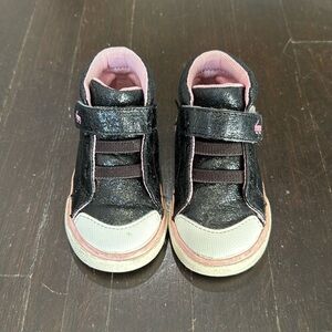 See Kai Run drew sneakers